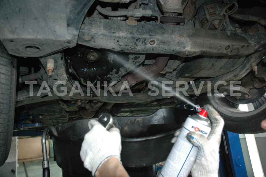 Мойка радиаторов, обслуживание задних тормозных механизмов, замена втулок стабилизаторов на Toyota Highlander - фото 3
