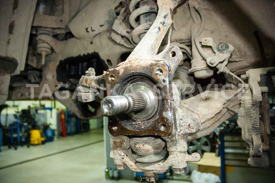 Монтаж нового подшипника передней ступицы на Toyota Land Cruiser Prado 150 - фото 2