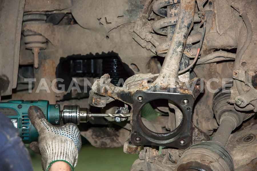 Монтаж нового подшипника передней ступицы на Toyota Land Cruiser Prado 150 - фото 4