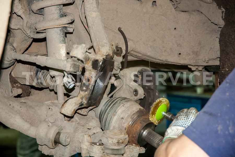 Монтаж нового подшипника передней ступицы на Toyota Land Cruiser Prado 150 - фото 5