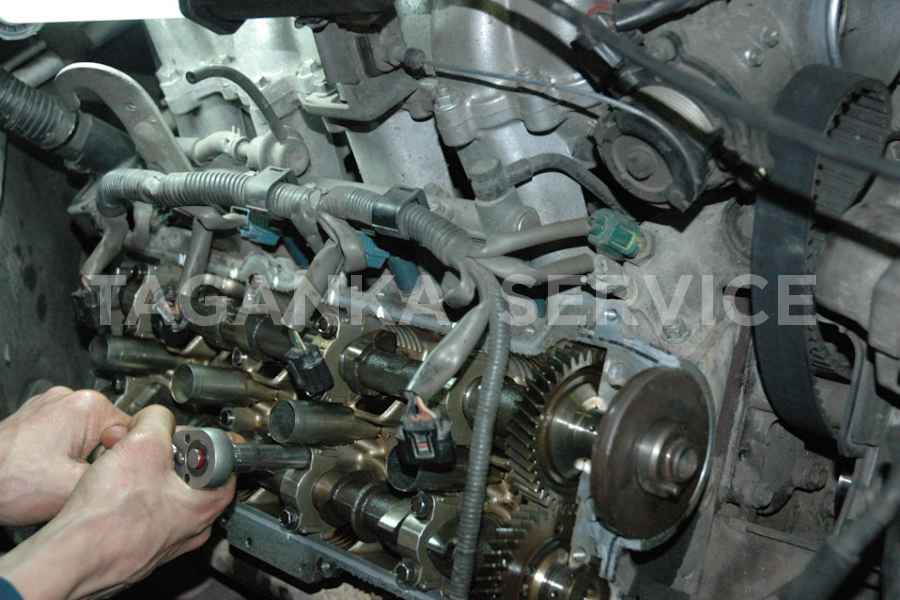 Регулировка двигателя 2UZ-FE на Toyota Land Cruiser Prado 100 - фото 4