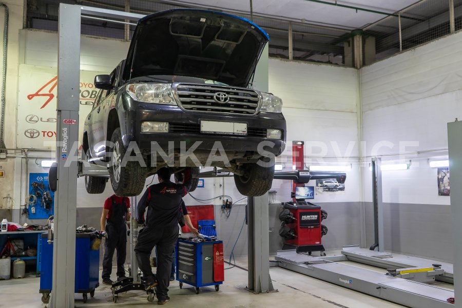 Техническое обслуживание “Toyota Land Cruiser 200”. Ситуация с заливкой в топливный бак бензина вместо дизеля - фото 1