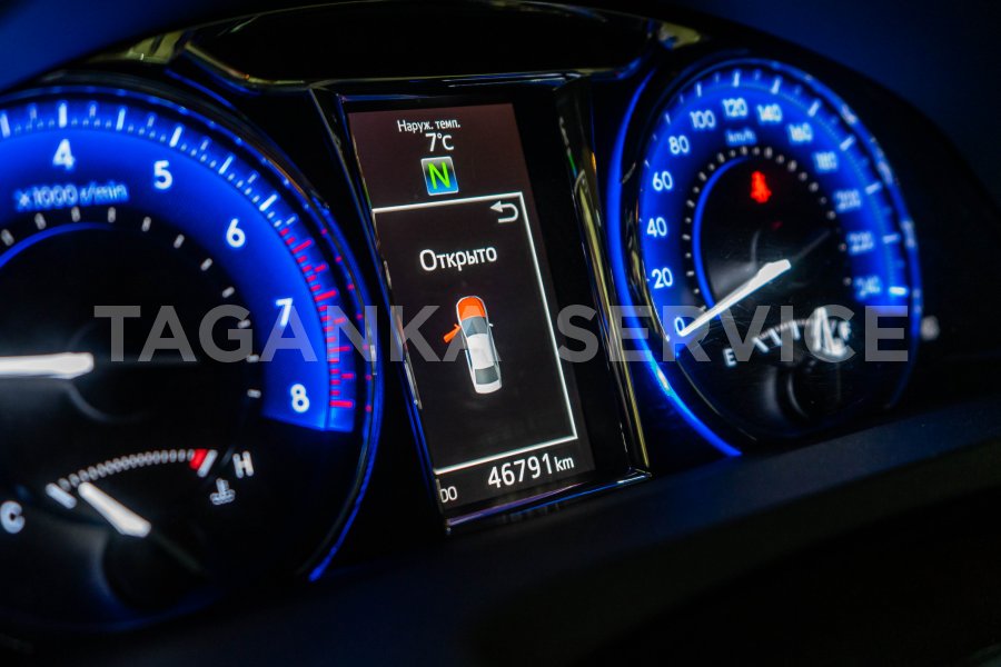 Toyota Camry: небольшой обзор модели и замена масла в АКПП - фото 3