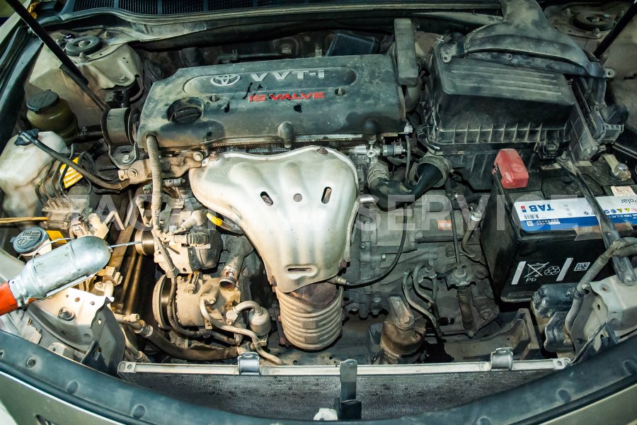 Toyota Camry V40: замена радиатора системы охлаждения двигателя - фото 4