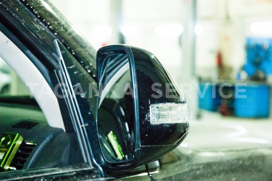 Toyota Land Cruiser 200: ремонт бокового зеркала - фото 16