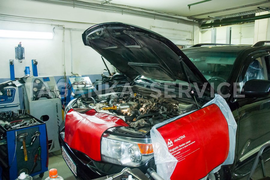 Toyota Land Cruiser 200: замена топливных форсунок на дизельном двигателе 1-VD FTV - фото 10