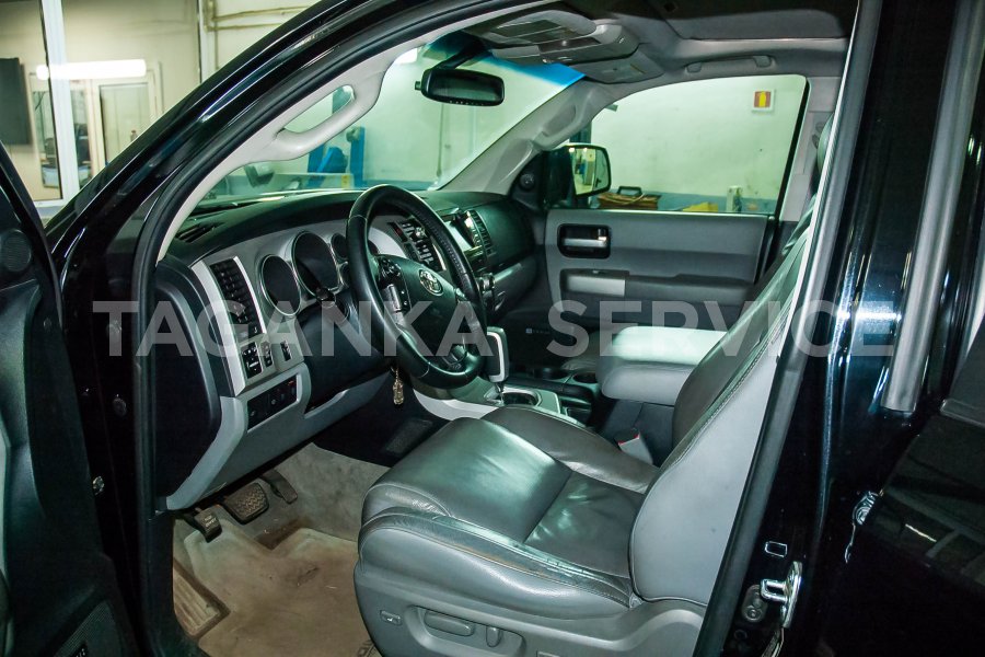 Toyota Sequoia: максимум функциональности и комфорта - фото 3