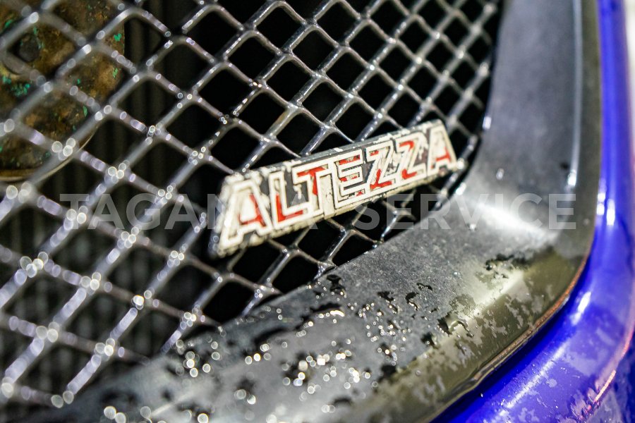 Toyota Altezza со спортивным тюнингом – машина выходного дня для владельца Toyota Land Cruiser 200 - фото 5