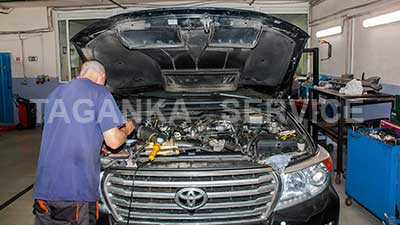 Блог - Восстанавливаем и обслуживаем дизельный двигатель на Toyota Land Cruiser 200